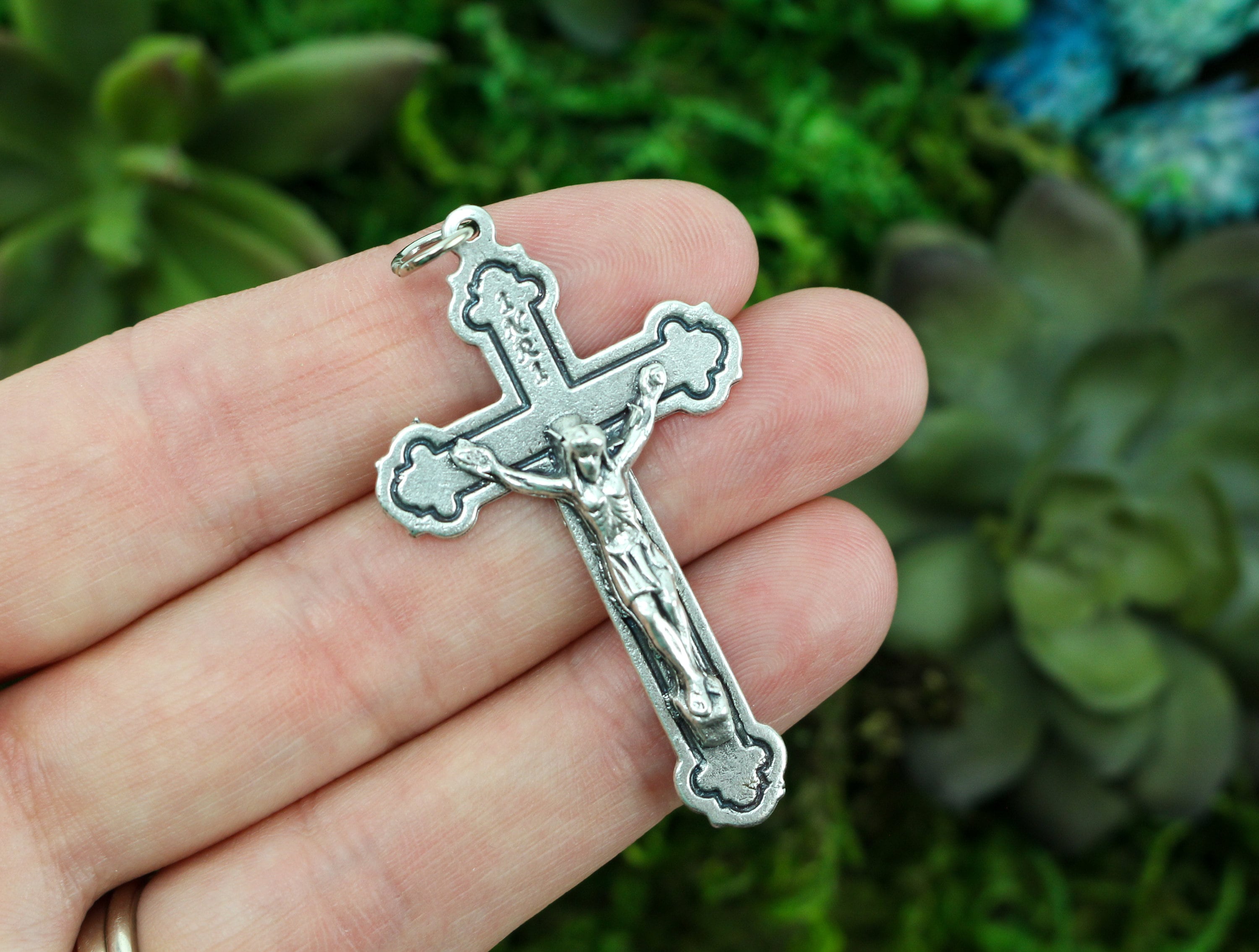 20pcs Pack Retro Silver Metal Alloy Hollow Rosary Cross Crucifix Pendant Charms