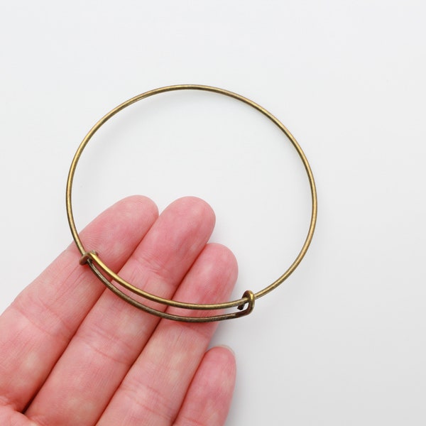 Adjustable Bangle Bracelet - Antiqued Bronze Wire Expandable Charm Bracelet 67mm - Medium Adult Size