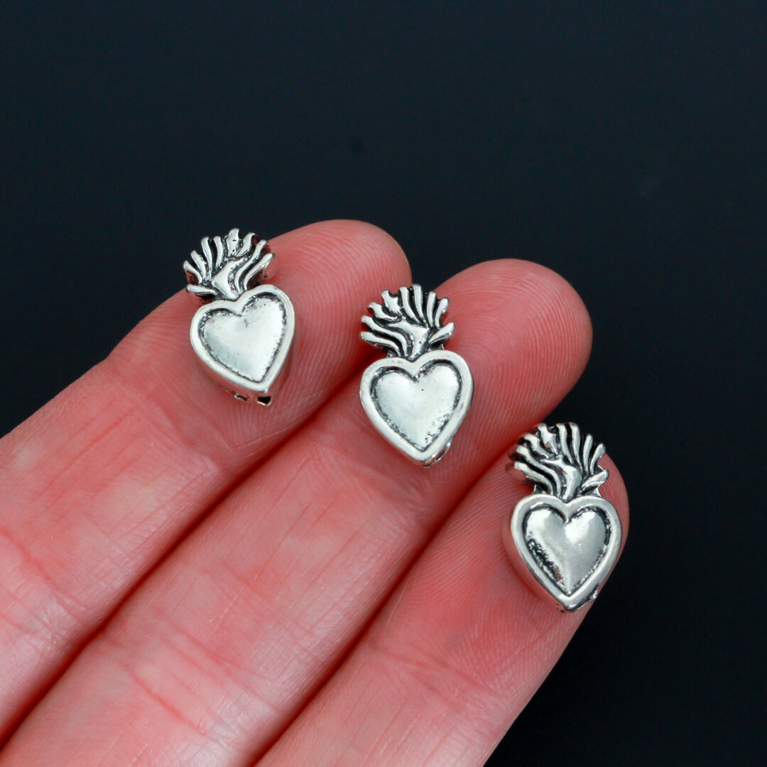 Magdalena - Sacred Heart Pendant 4mm Bicone Bead Silver Dark Metallic Sky- Clear main image 1