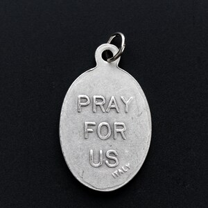 Saint Raphael Archangel medal Patron of nurses, doctors, bodily-ills - Divine Healer of physical ailments, emotional distress image 2