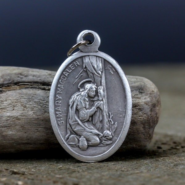 Saint Mary Magdalen Pray For Us Medal - Patroness of Hairdressers and Perfumers - Made in Italy