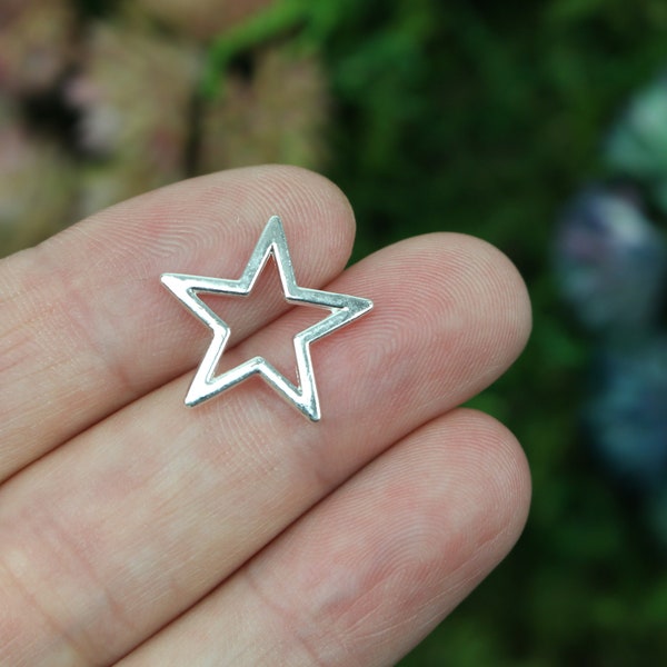 Silver Star Connector Links - Hollow Star Celestial Heavenly Body - Star of the Sea 17x17mm 20pcs