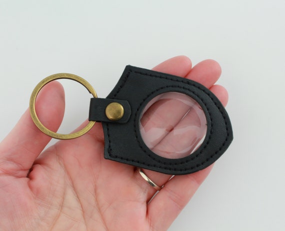 Porte-jetons de poche avec porte-clés fendu attaché Pour l'affichage et la  conservation en toute sécurité des jetons de poche du saint patron -   France