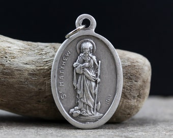 Saint Matthew Medal - Matthew the Apostle One of Four Evangalists Pray For Us - Patron of Accountants, Bankers, Tax Collectors