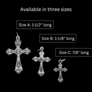 Croix crucifix en argent avec raisins et feuilles, disponible en 3 tailles