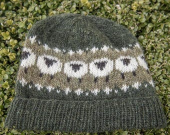 Vintage Tuscan Lambswool Hat: Mid-century Pom Pom Beanie - Etsy display picture 2