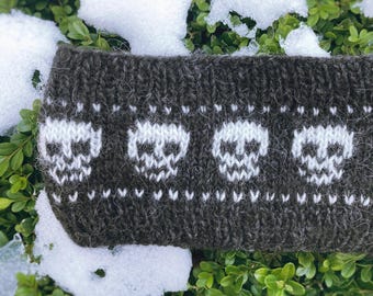 Skull Headband Knitting Pattern, Edgy Colorwork Ear Warmer, Halloween Knit Gift, Instant PDF Download, Punk Skull Knit Pattern