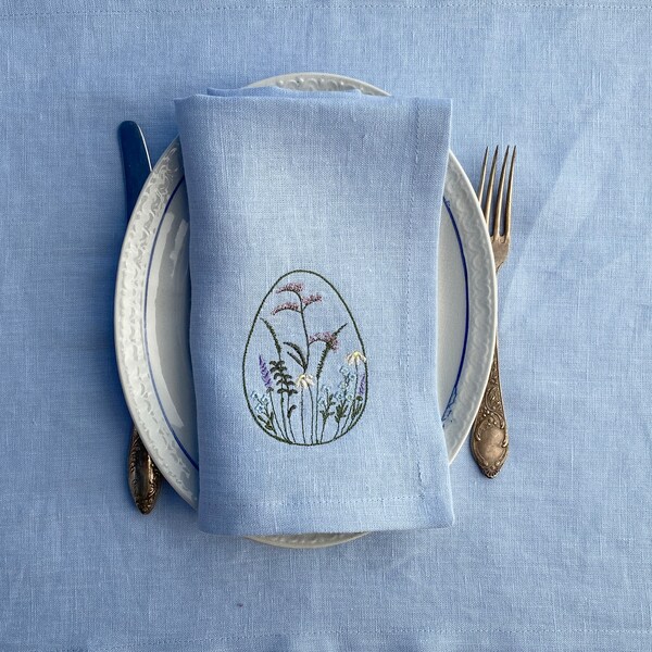 Light blue linen cloth napkin with Easter motive embroidery, Reusable napkins, Easter minimalist table decors, Embroidered linen napkins set