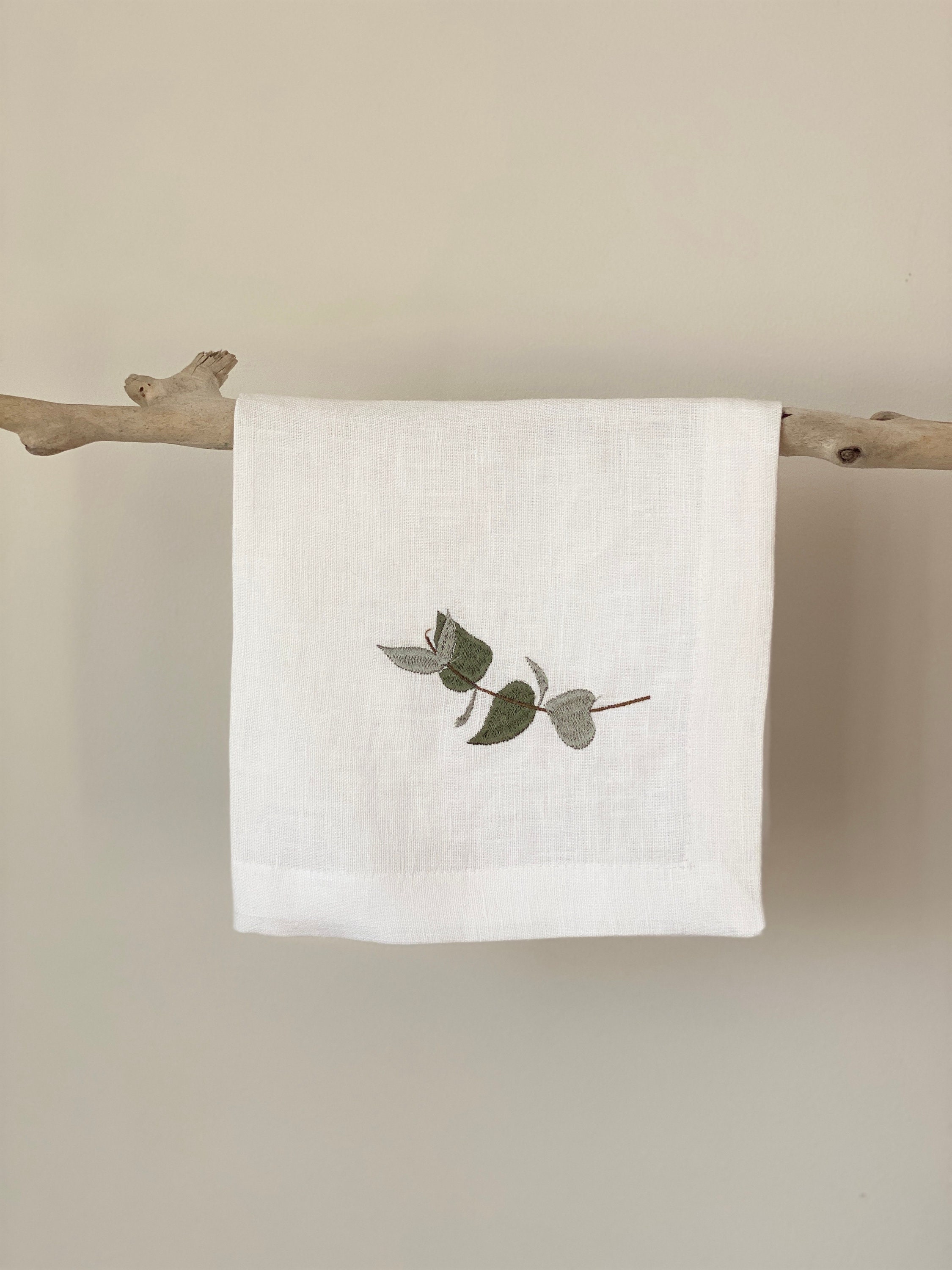 NAPKINS | 17square 100% Linen Dinner Napkins with Thyme Embroidery