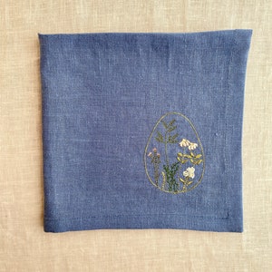 Grey blue linen cloth napkin with Easter motive embroidery, Reusable napkins, Easter minimalist table decors, Embroidered linen napkins set image 5