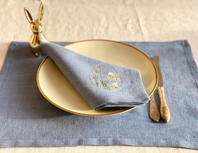 Grey blue linen cloth napkin with Easter motive embroidery, Reusable napkins, Easter minimalist table decors, Embroidered linen napkins set image 1