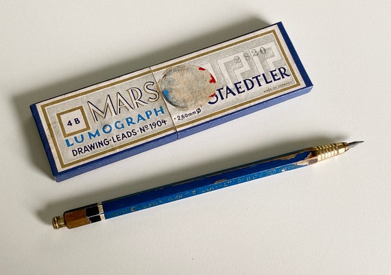 Voertman's: Staedtler Mars Lumograph Pencils