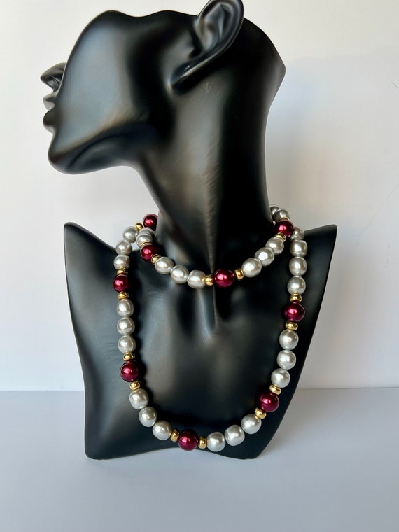 Vintage Napier Signed Gray and Burgundy Beaded Ne… - image 2