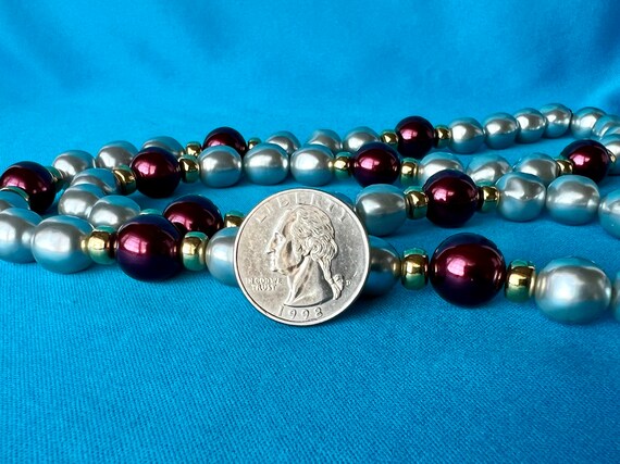 Vintage Napier Signed Gray and Burgundy Beaded Ne… - image 3