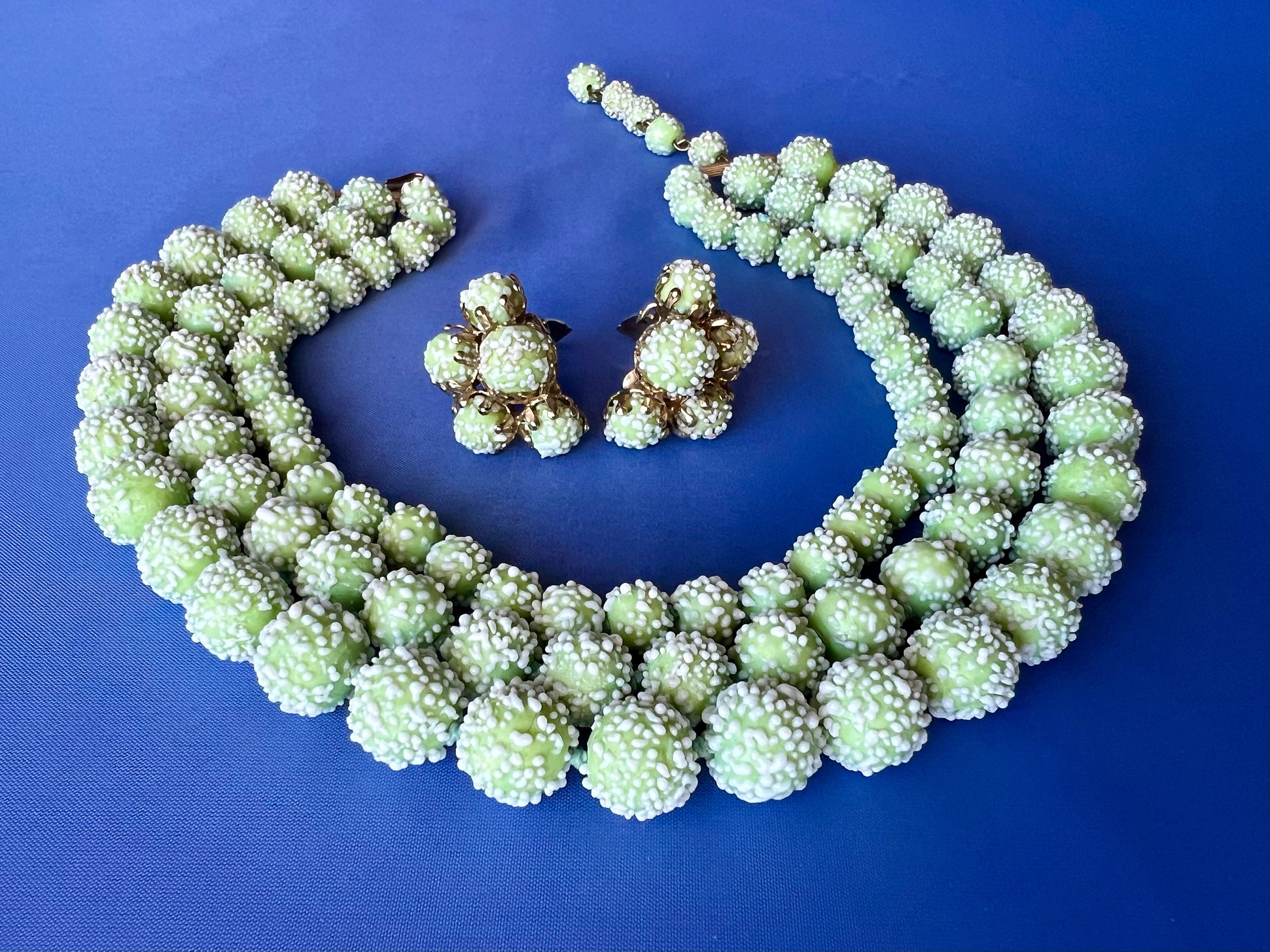VOGUE BIJOUX ボーグビジュー ゴールド レッドカラー ネックレス Vogue bijoux - Etsy 日本