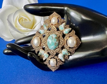 Vintage 1968 Sarah Coventry Large "Remembrance" Brooch/Pendant Combination