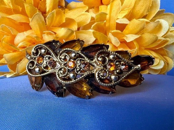 Vintage Topaz and Yellow Rhinestone Hearts Brooch… - image 7