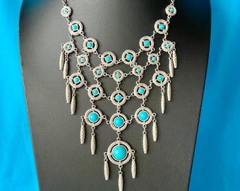 Vintage Southwest Style Silver Tone and Faux Turquoise Bib Necklace