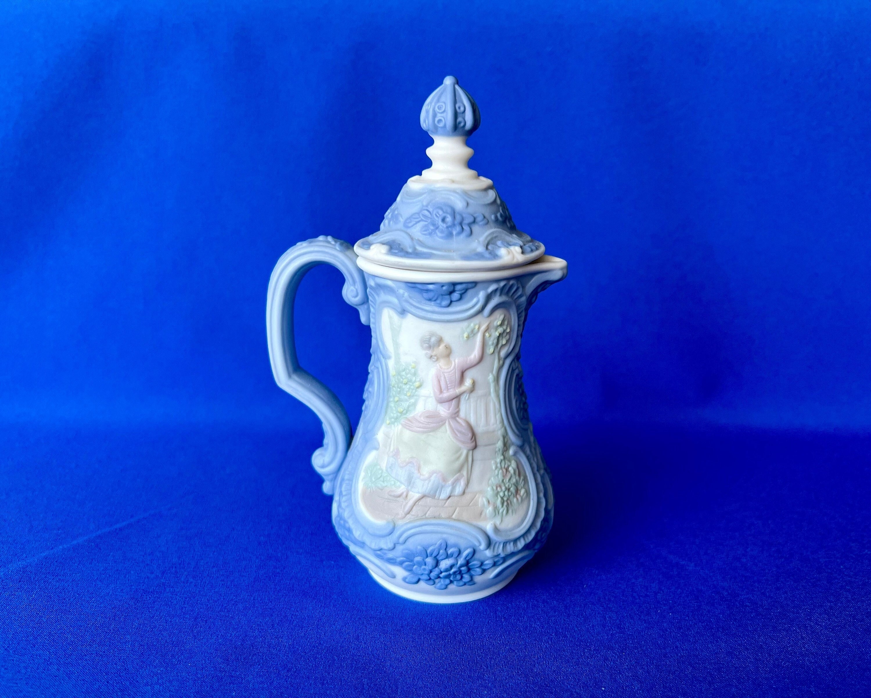 LLADRO miniature Pitcher Daisa decorative porcelain china pottery 1984 lid  mini