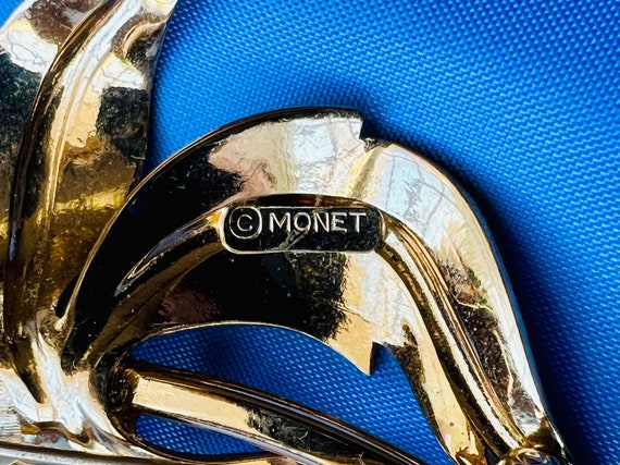 Monet Signed Vintage Long Stem Gold Tone Flower B… - image 5