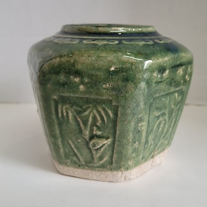 Dark Green Asian Vase Jar Ginger Jar