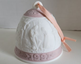 Lladro Porcelain 1991 Christmas Bell Bisque Porcelain White and Pink