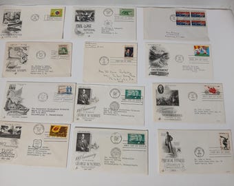 Lot van 12 postzegelenveloppen eerste dag van uitgifte jaren 60 2 verzonden naar een voormalige burgemeester van Philadelphia