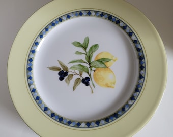 Carmina Royal Doulton 11 Inch Dinner Plate
