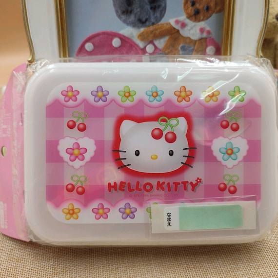 Hello Kitty bento box, www.anotherlunch.com/2011/11/mini-lu…