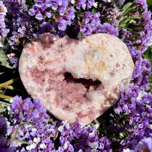 1.6lbs Stunning Sparkly Pink Amethyst Druzy Heart Shaped Crystal Carving Raw Stone Comes With Stand