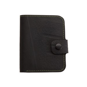 Umweltfreundliche Schlauchtasche mit Münzfach und Knopfverschluss