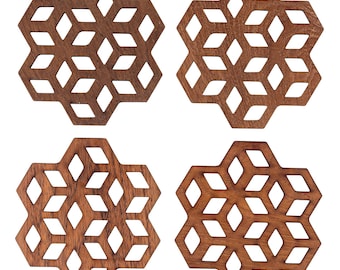 Podkładki Cubix Geometryczne z drewna tekowego z recyklingu – zestaw 2 lub 4 szt.