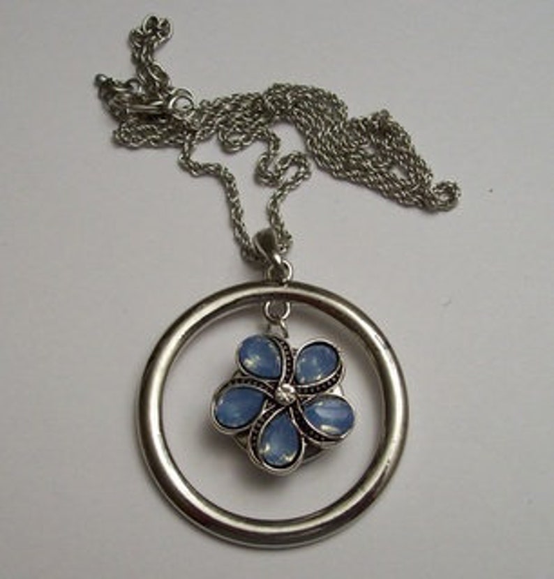 Light Blue Rhinestone Snap on Flower Pendant