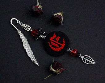 Handmade metal bookmark letter Red black gemstone gothic bookmark Personalized bookmark monogram Ukrainian souvenir gift bookworm initial