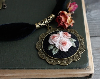 Thick black velvet choker necklace with pendant Wide Victorian choker necklace cameo  Handmade Blush pink dusty Roses necklace