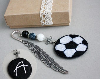 Soccer bookmark for men Personalized bookmark monogrammed Soccer ball gift for bookworm Metal bookmark with beads Initial book mark letter