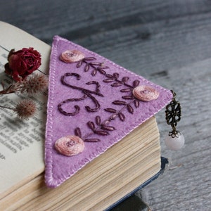 Personalized embroidered bookmark corner with initial Felt corner bookmark monogrammed Bookworm gifts her Purple flower bookmark for women