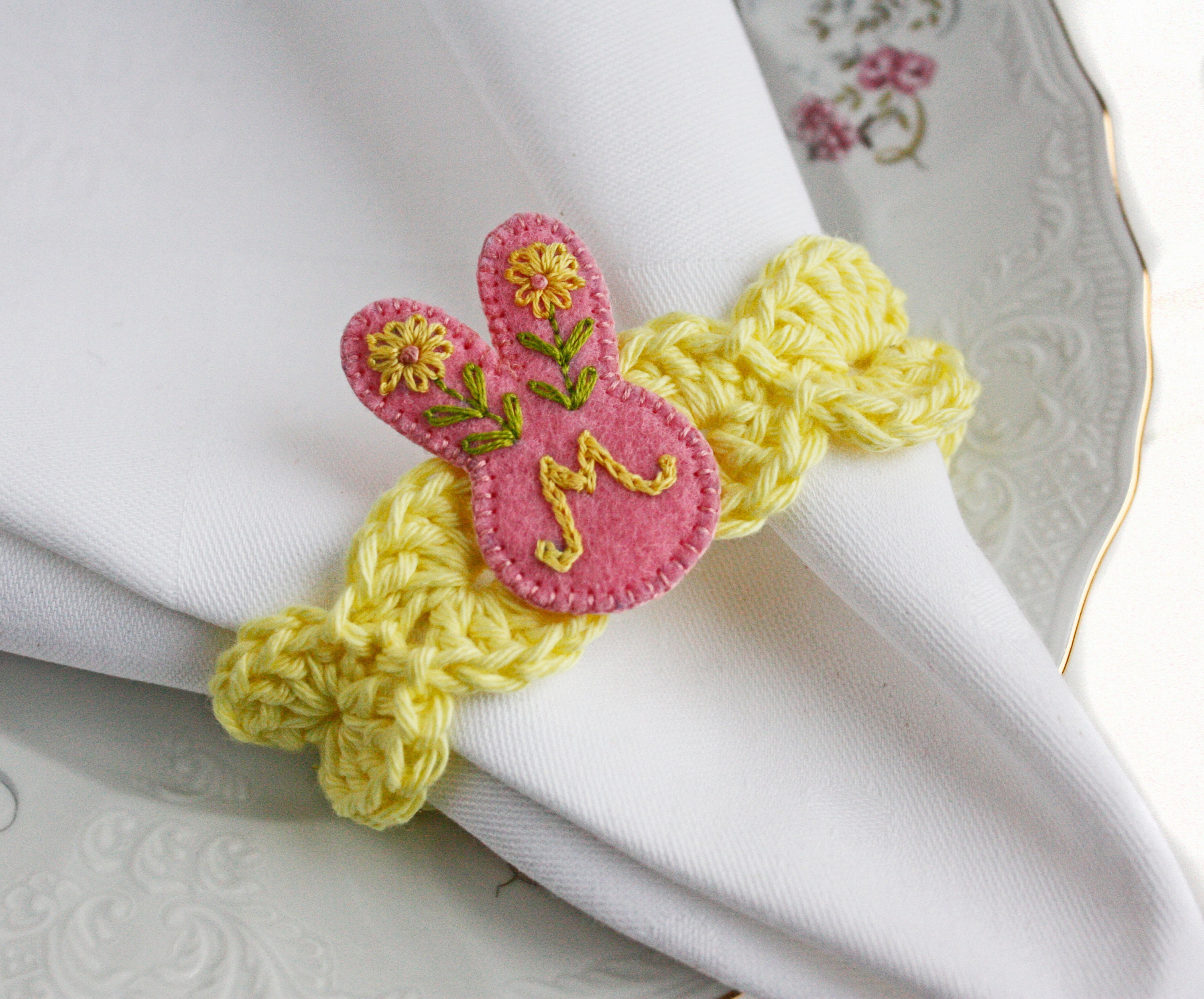 Easter napkin rings personalized Custom kids napkin rings bunny ears Monogrammed napkin rings with letter Country pastel