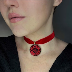 Black red Ukrainian choker necklace for namysto and ethnic vyshyvanka Wide handmade velvet choker Large dukach pendant Ukraine folk jewelry