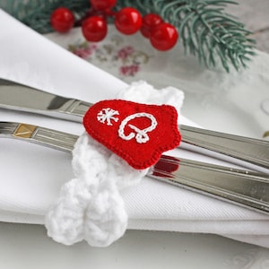 Handmade Christmas napkin rings personalized monogrammed Custom napkin ring for winter wedding Red white Scandinavian table decor farmhouse