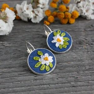 Small button blue white daisy cottagecore earrings Handmade wildflower jewelry