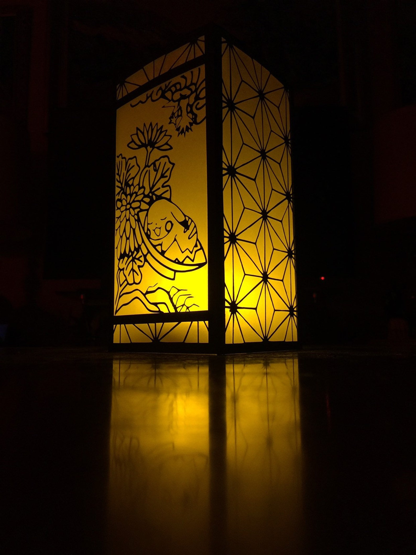 Pokemon Hanafuda Inspired Paper Lanterns / Pikachu and Zapatos / LED