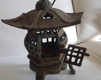 Antique Cast Iron PAGODA Candle Lantern Japanese Oriental Antique Cast Iron PAGODA Candle Lantern Japanese Oriental