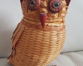 Vintage Owl Basket Weaved Wicker Figurine w/ Lid
