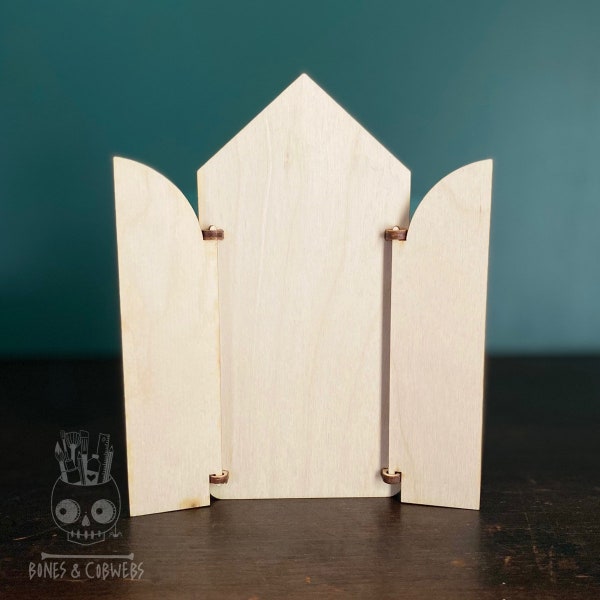 TRIANGLE 6" Retablo with doors triptych