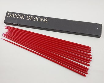 LOT OF 24 GREEN NEW BOXED VINTAGE DANSK DESIGNS HAND-DIPPED TAPERS 24" CANDLES LOT OF 24 GREEN NEW BOXED VINTAGE DANSK DESIGNS HAND-DIPPED TAPERS 24" CANDLES