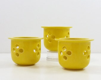 3er Set Högan Keramikäs Kerzenständer in Gelb / Vintage Kerzenhalter / Kerzenständer / Kerzenleuchter / aus Skandinavien / Mid Century Modern / Retro Made in Sweden