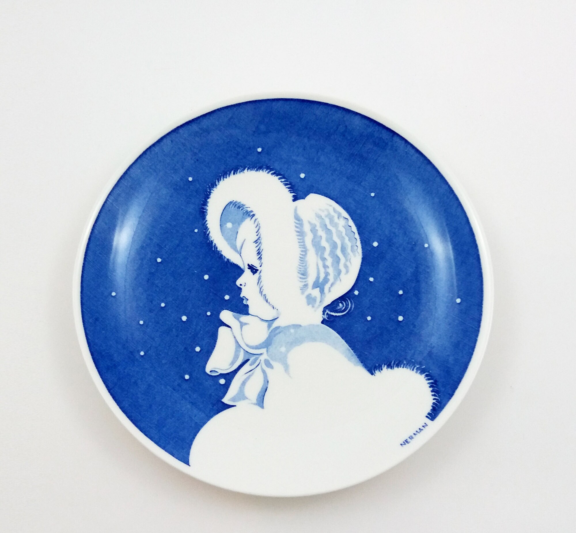 Einar Nerman ヴィンテージ　プレート　グスタフスベリ　スウェーデン Vintage Gustavsberg Annual Plate 1978 With Silhouettes by Einar