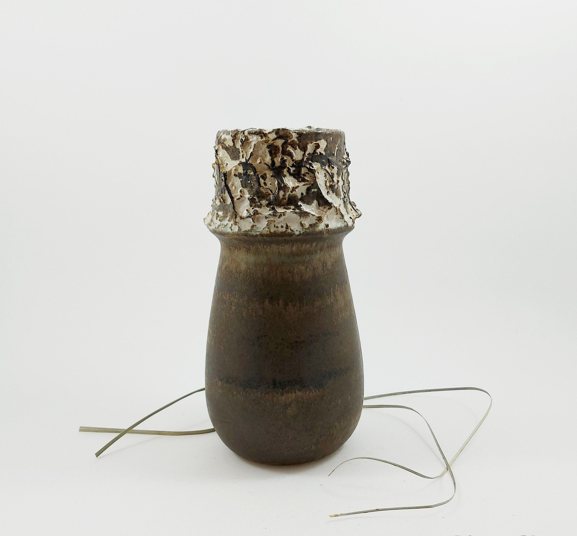 ブルーノ・カールソン作「エゴ・ステングッズ アテリェ ストーンウェア