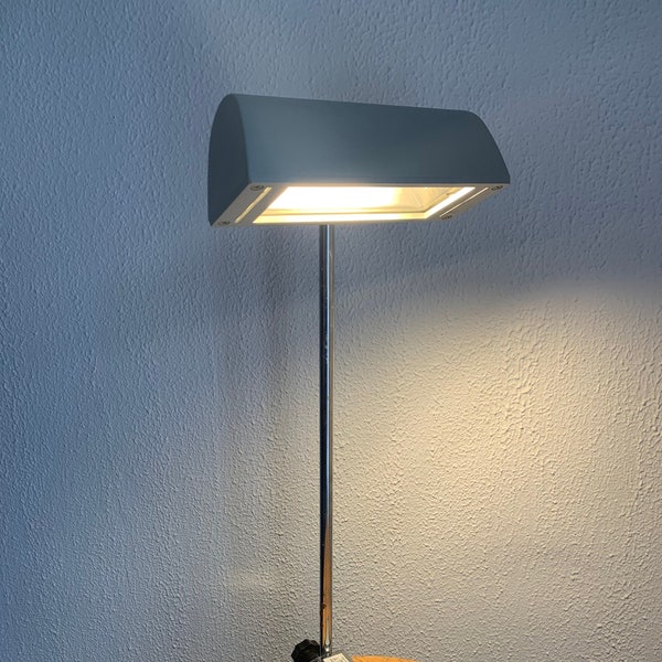 Lampe vintage 1980 médicale gris ciment et chromée - 50 cm